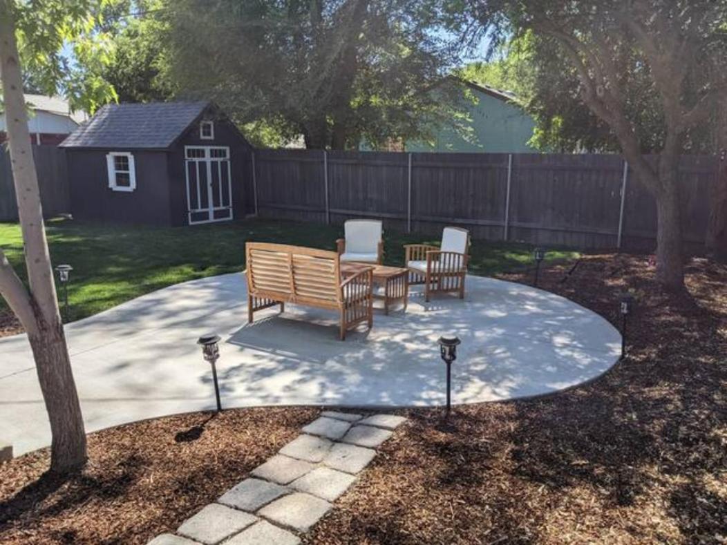 Little Blue Bungalow On Boise'S Bench, Pet Friendly, Fully Fenced Yard With Doggie Door! 2 Miles From Bsu, 5 Minutes From Downtown Boise, Desk And Workstation For Remote Workers, 2 Tv'S Large Walk-In Closet, Good For Mid-Term Stays Exterior photo